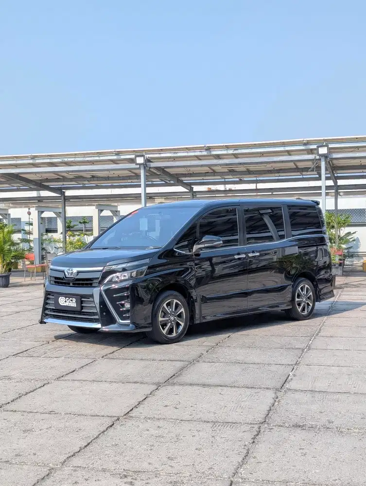 KM 88 RIBUAN RECORD! TOYOTA VOXY 2.0 MATIC NIK 2018/2019