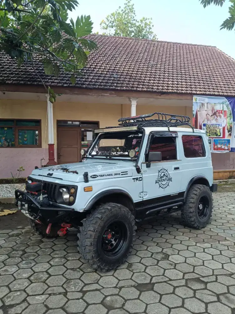 Jimny 4x4 Tahun 83 Ready Segala Medan