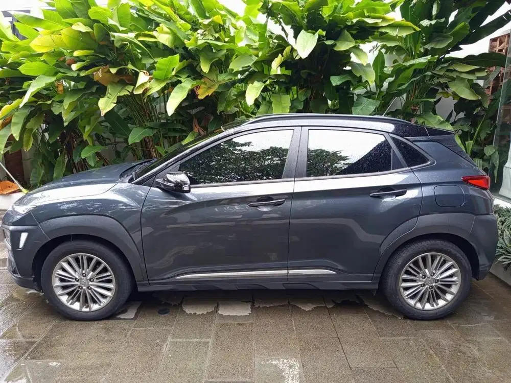 HYUNDAI KONA 2021 LIKE NEW A/T 2000cc ABU-ABU LENGKAP PAJAK PANJANG