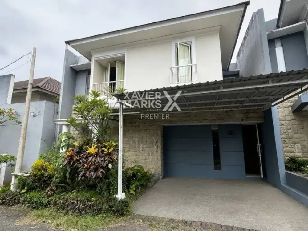 DIJUAL Rumah Modern Minimalis 2Lt dan Area Carport Bercanopy Siap Huni Keamanan 24 Jam Selangkah ke Pusat Kota dan Kampus UB di Lembah Dieng