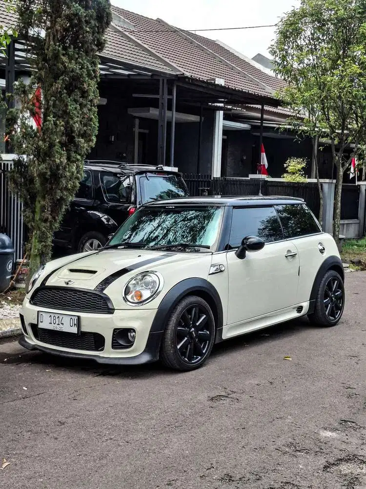Mini cooper JCW 3 dors 2010