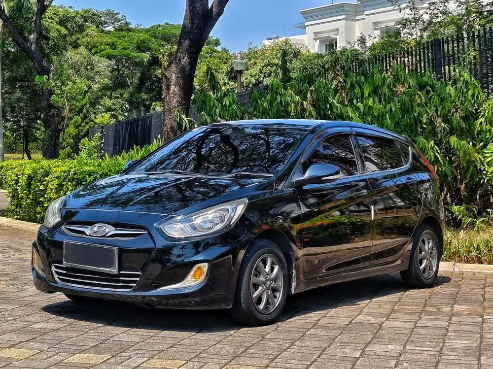 Dijual cepat ,bukan jual rugi !!! Hyundai Grand Avega 2013 AT Airbag