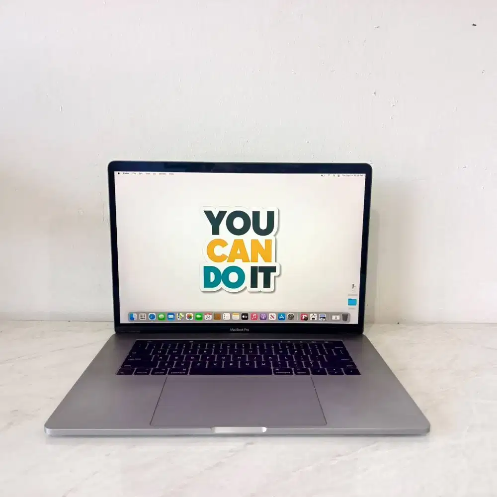Macbook Pro Touchbar 2017 Dual VGA Core I7 Gen 7 Layar 15 Inch