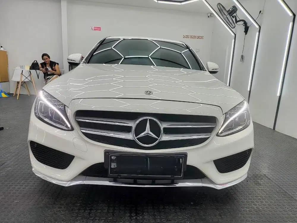 Mercedes Benz C200 AT W205 Tahun 2018