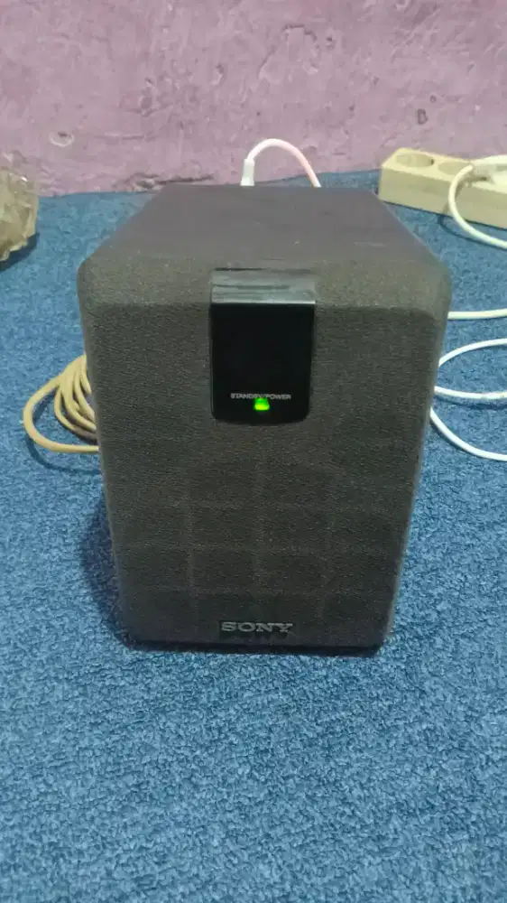 Speaker aktif SONY sa-if55 di colok idup cuma begitu kelengkapannya