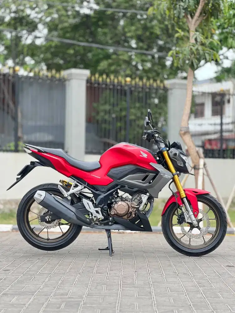 HONDA NEW CB 150R 2021 MERAH DOFF KM LOW PAJAK PANJANG LIKE NEW