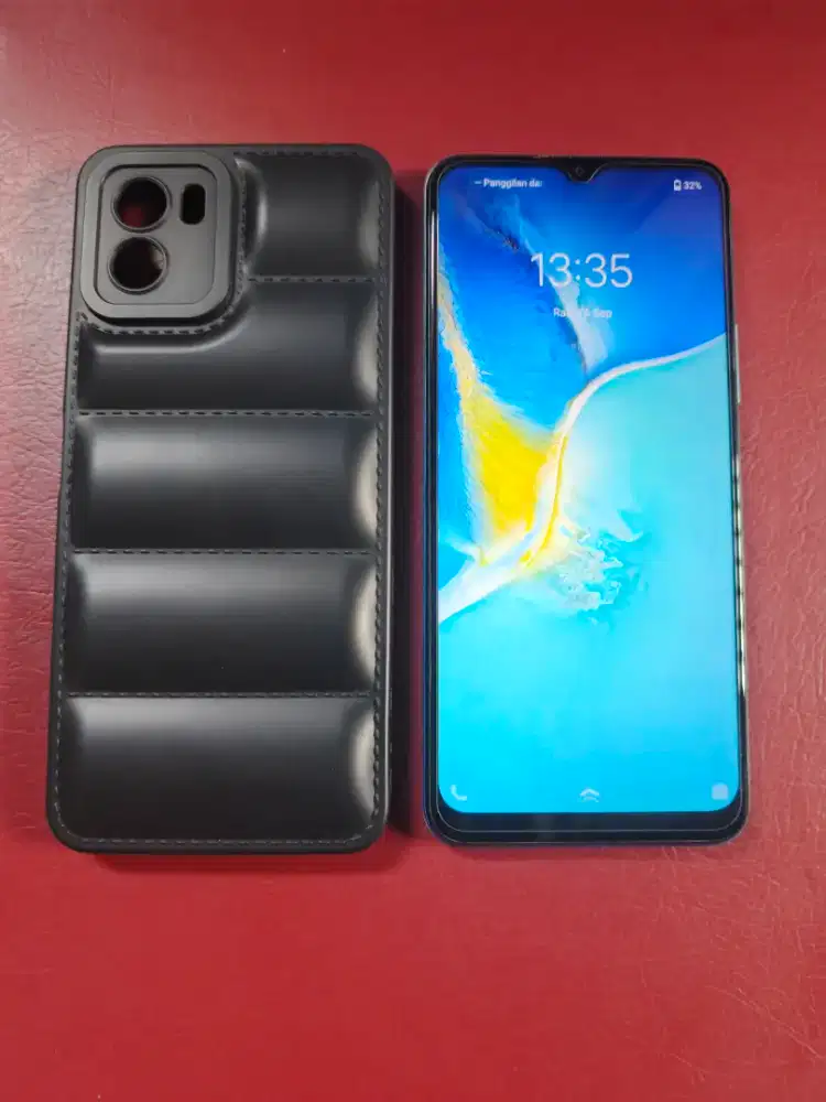 VIVO Y15S RAM 3 / 64 GB