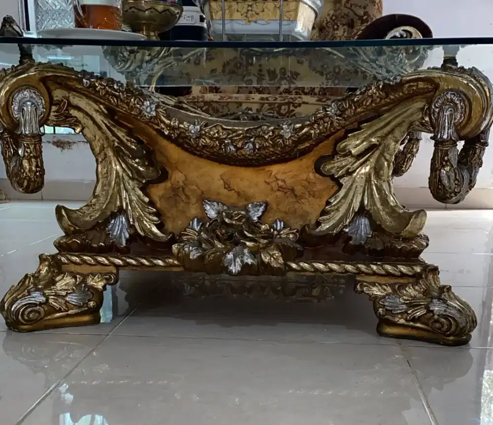JUAL CEPAT MEJA TAMU FULL MOTIF UKURAN 1 X 1 METER LUMAYAN BERAT SOLID