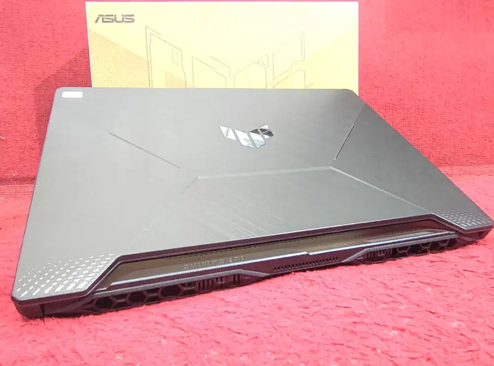 Laptop ASUS TUF FA506NCQ Ryzen 7-170 RAM 8GB SSD 512GB RTX 3050