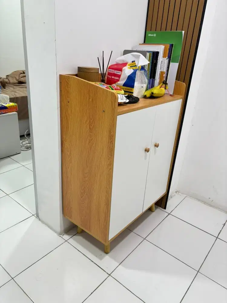 Dijual Furniture, Kasur, Nakas, Sofa, Kabinet 3 Laci, Meja Belajar