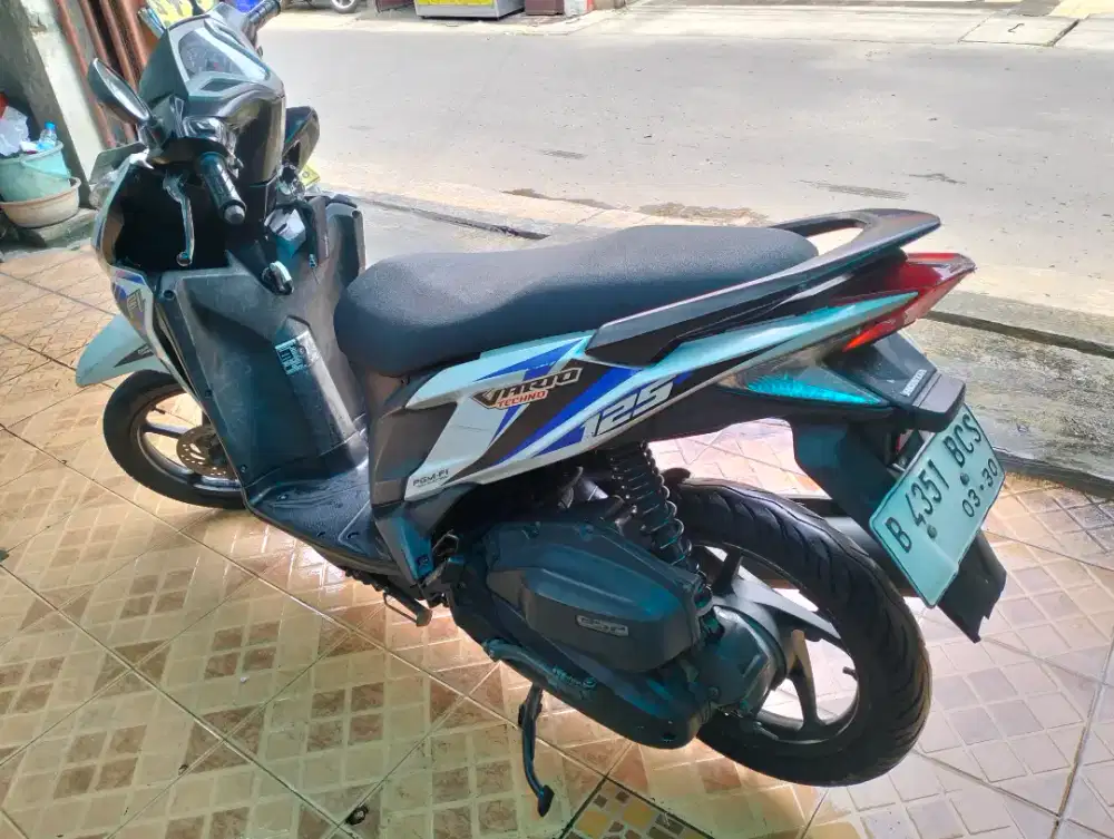 Jual Honda Vario 125 tahun 2015 mulus