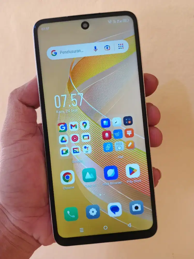 Infinix smart 8 ram 4+4/128