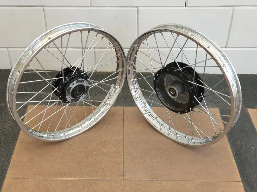 1set VELG Ori Copotan YAMAHA VEGA R 100%BARU GRESS PLASTIKAN SiapPakai