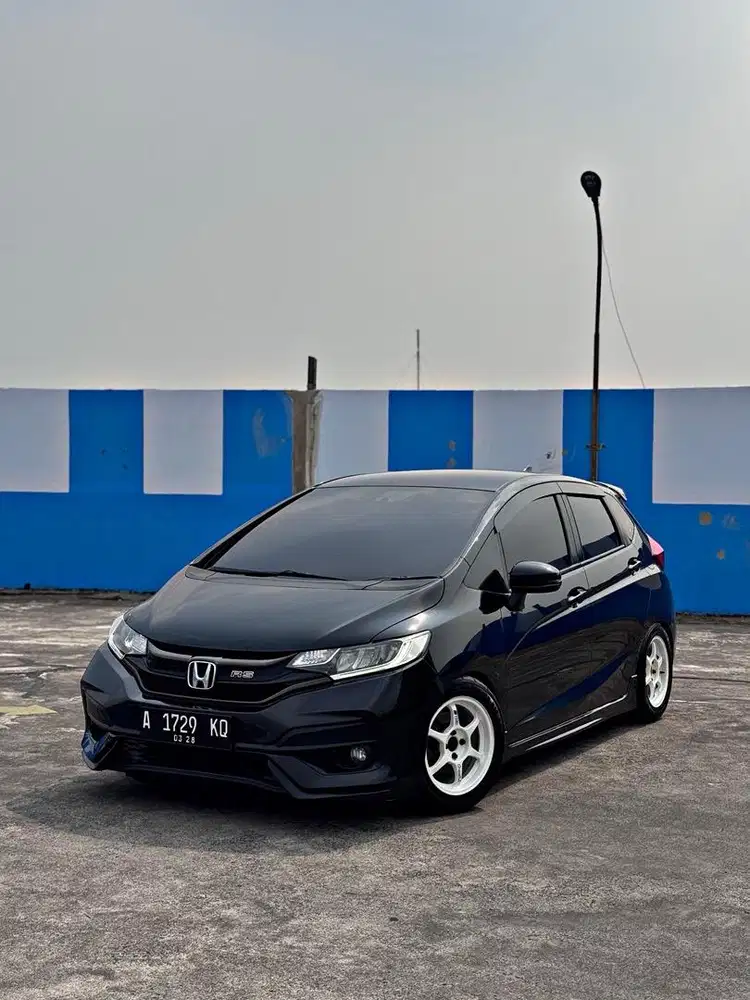 Honda Jazz RS CVT 2017