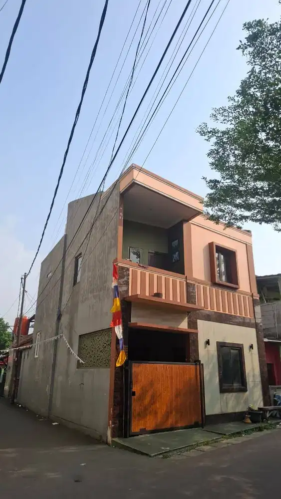 JUAL RUMAH SHM, - STRATEGIS - MURAH - SIAP HUNI
