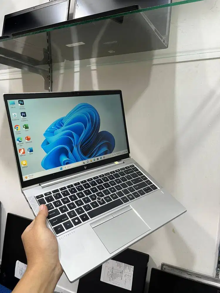 HP 840 G8 TOUCH CORE I5 GEN11 16/256 LAYAR 14 INCH FHD ADA MINUS *VN