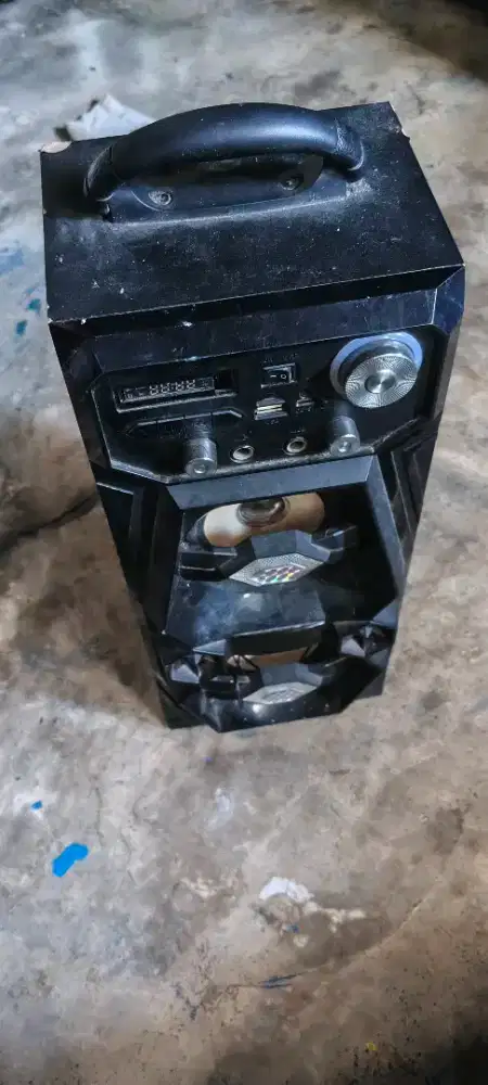 Speaker advance