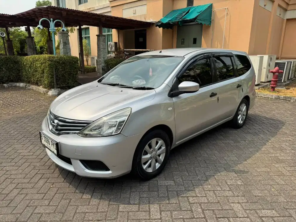 Grand Livina SV1.5 M/T Tahun 2016