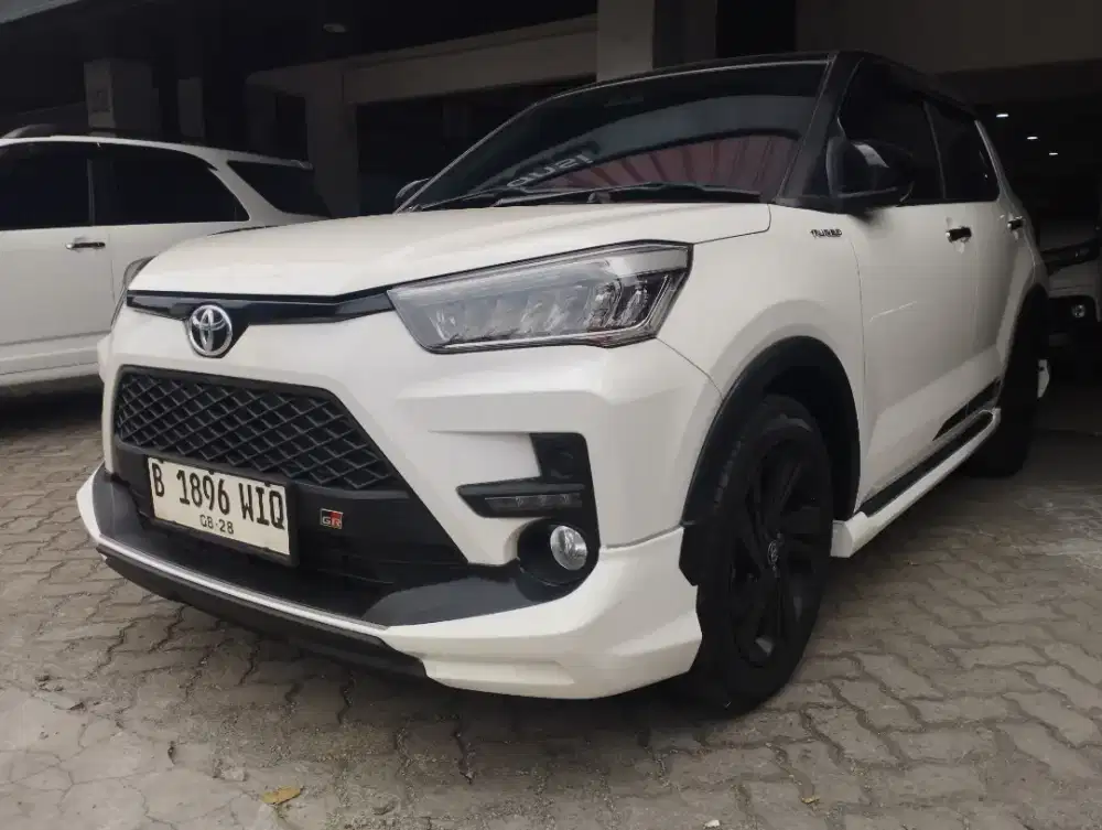 TOYOTA RAIZE TSS TWO TONE 1.0 2023 DISKON SAMPAI 10JUTA RUPIAH