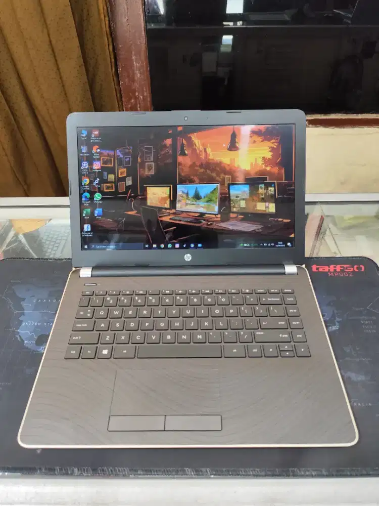 HP 14 Bw002ax AMD A9 Ram 4GB SSD 256GB