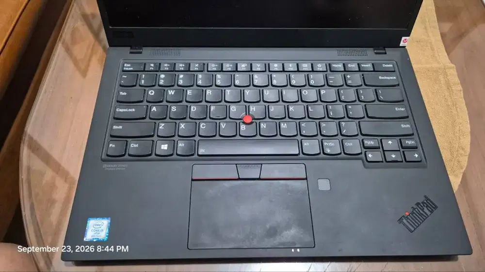 Lenovo Thinkpad X1 Carbon: i5 -8365U Ram: 16 GB (nego)
