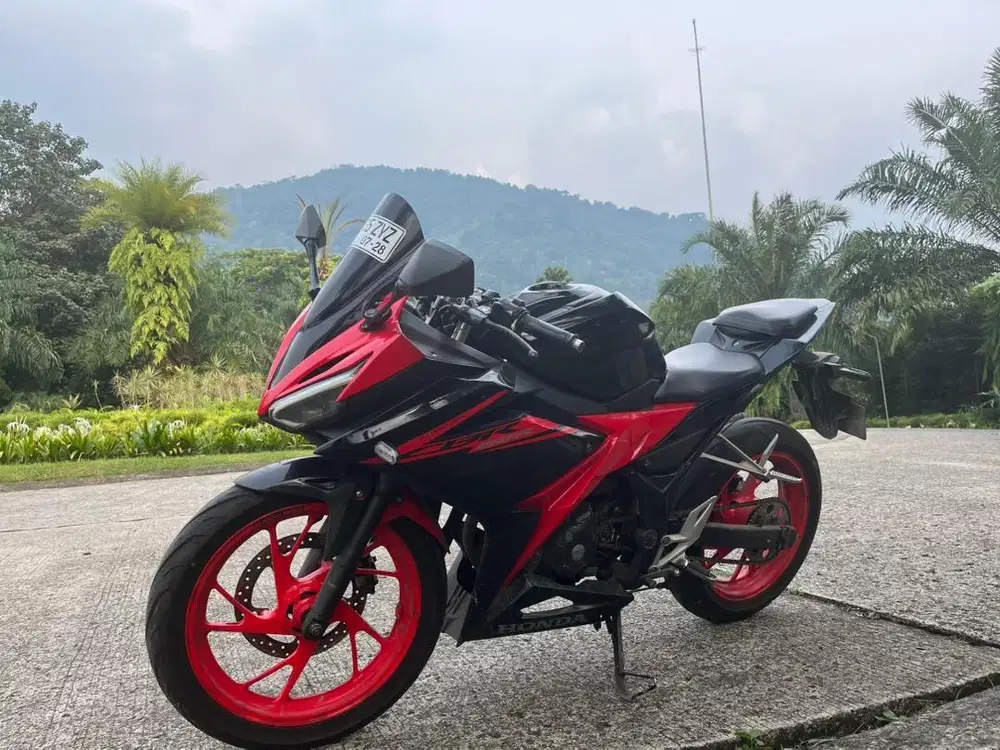 CBR150R 2017 Merah Hitam | Ganteng, Siap Gas