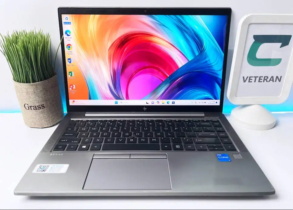 Laptop HP ZBook Firefly 14 G8 core i7 1165G7 Generasi baru Premium