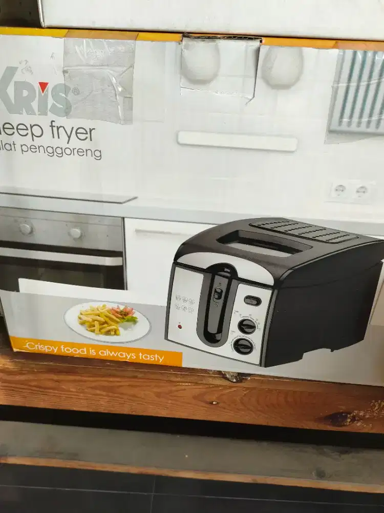 Deep fryer listrik