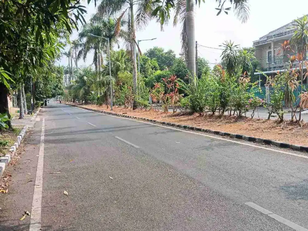dijual tanah murah siap bangun di komplek billymoon Pondok Kelapa