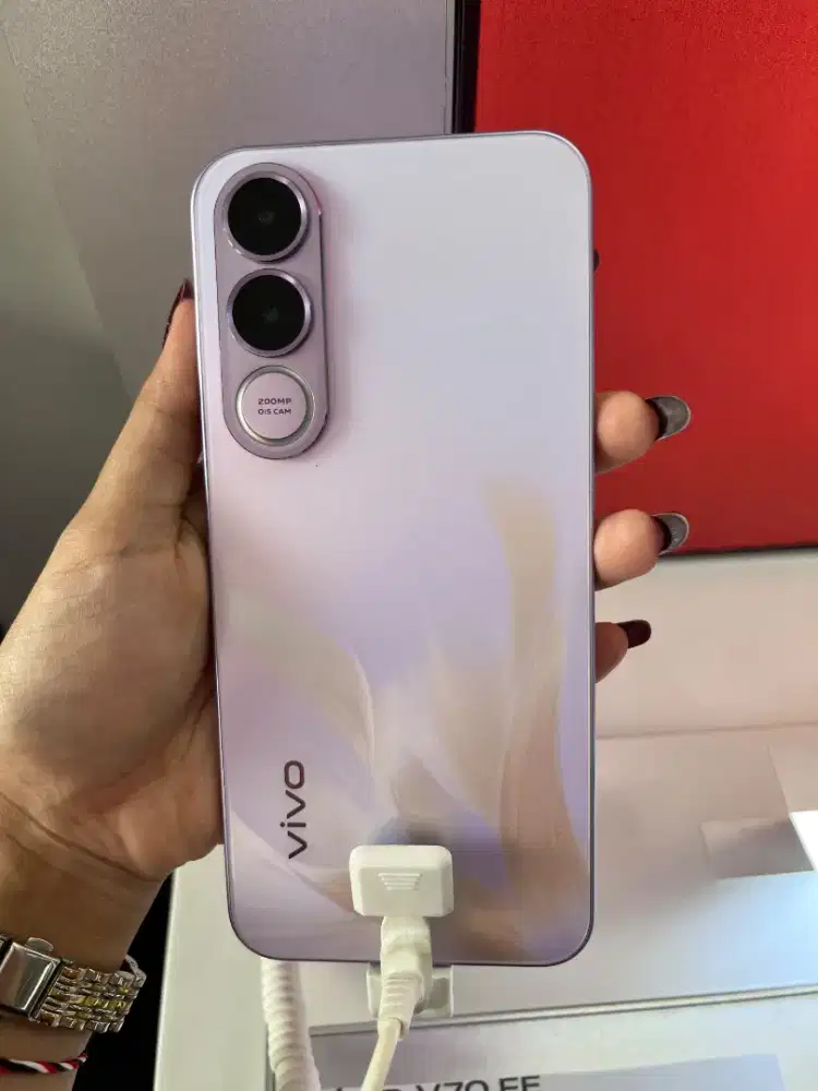 Vivo V70 & Vivo V70 FE Cicilan by Home Credit