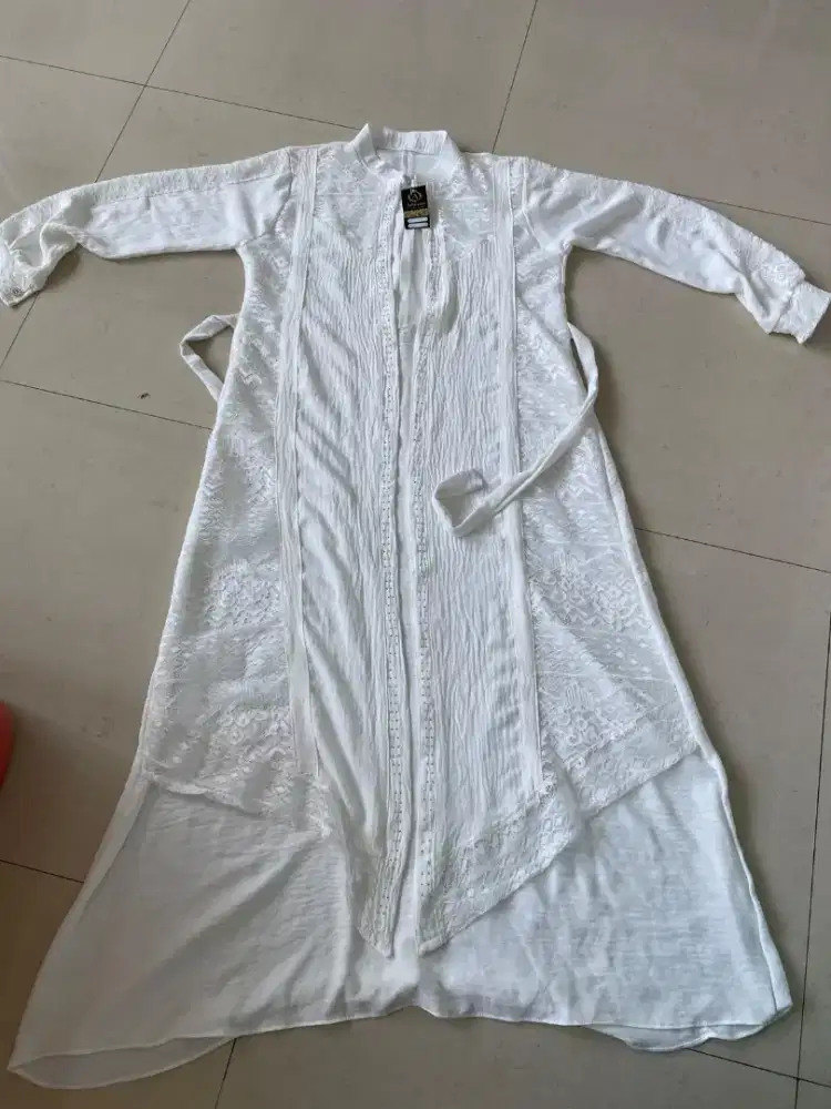 Gamis Putih Wanita With Tag - Kondisi Baru