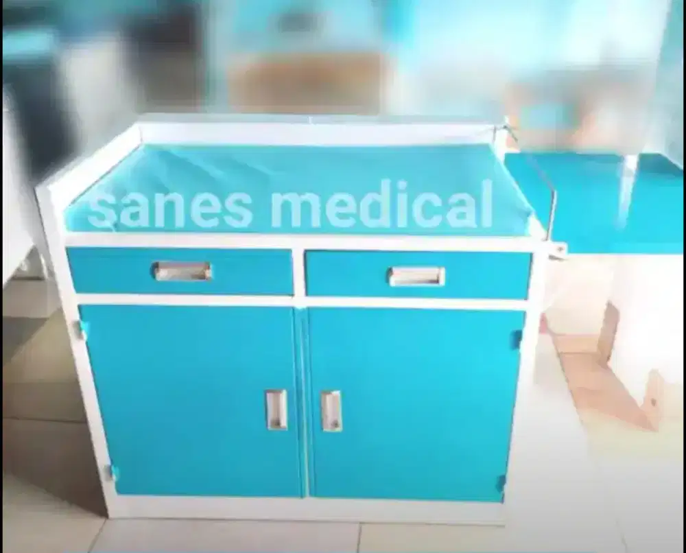 BARU Bed Prokes Bayi Tafel Ranjang Meja Resusitasi Popok Baby Table