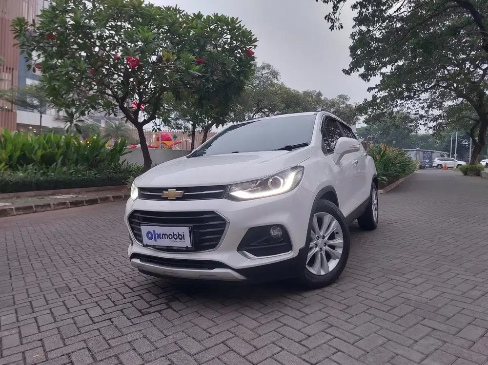 DP RENDAH - Chevrolet Trax 2017 BZT