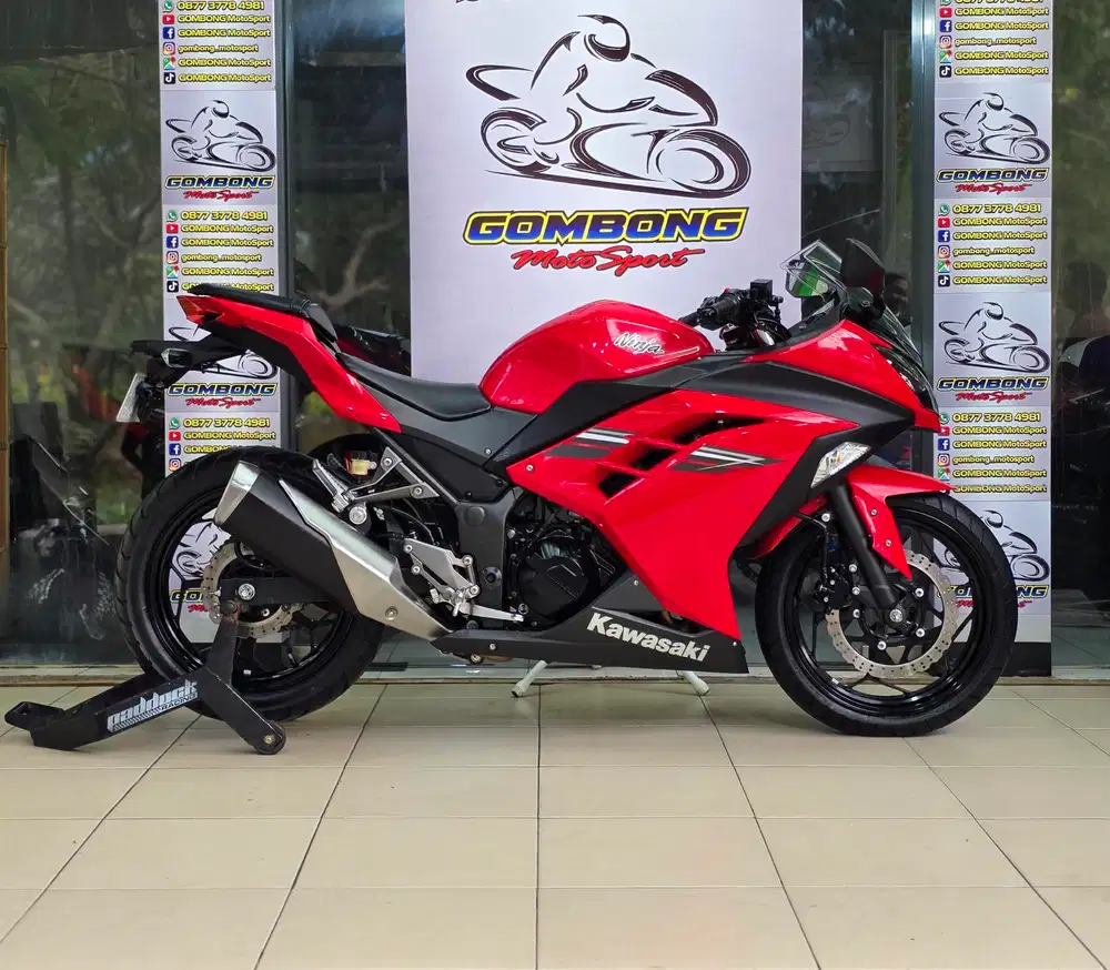 NINJA 250 FI 2017 KM 600 perak