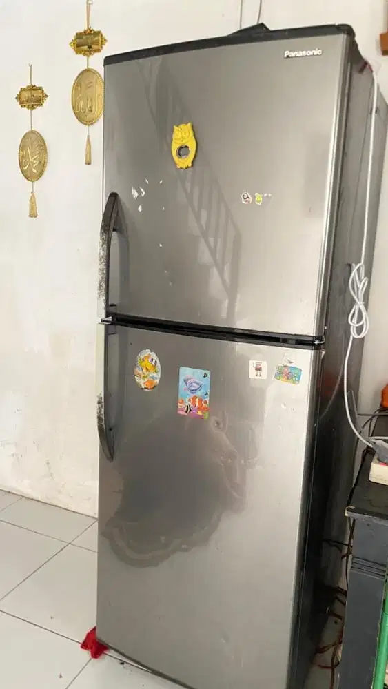 Kulkas panasonic 2 pintu