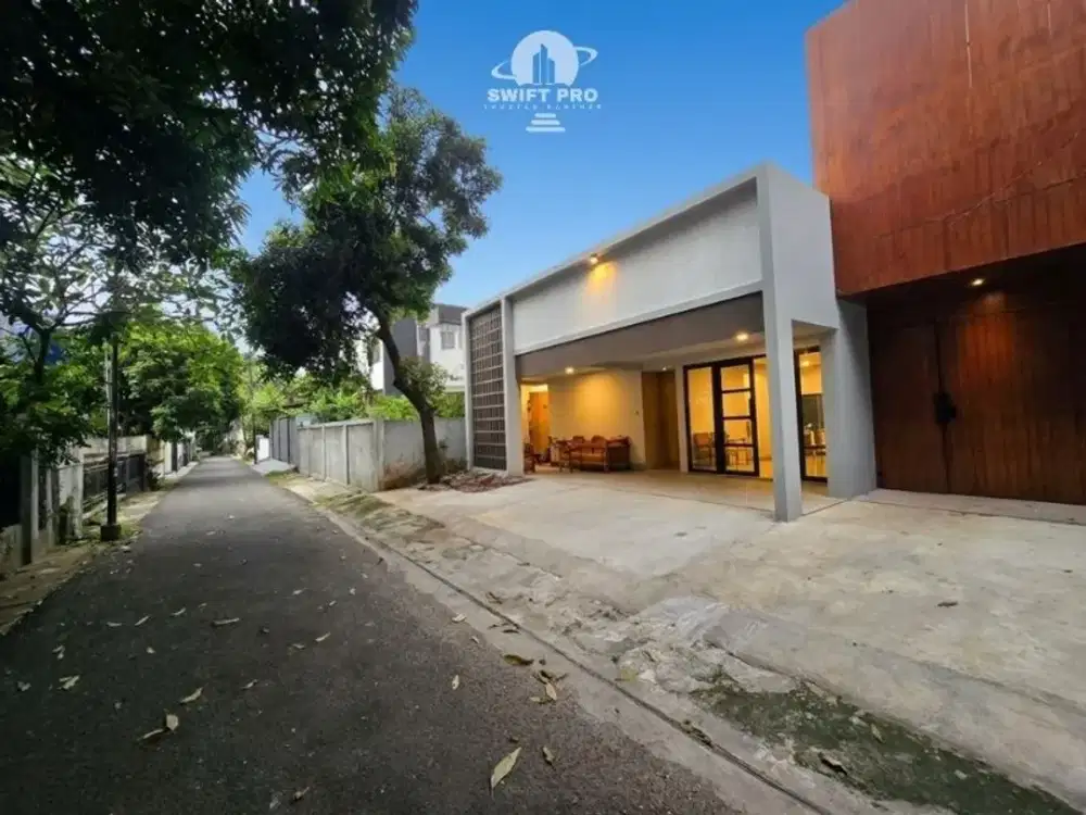 Dijual Rumah lokasi strategis baru renovasi cocok untuk dijadikan kantor di area kebayoran baru