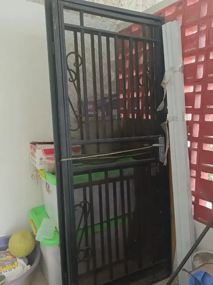 Pintu kasa nyamuk
