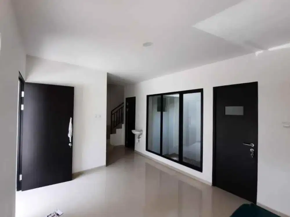Dijual Eastern Park Sukolilo Hadap Selatan, Lebar Jalan 3 Mobil