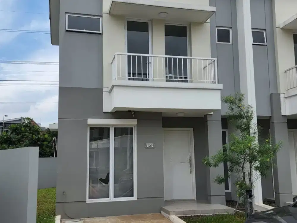 Rumah Qozy Hal Luas di Komp Synthesis Homes Cirendeu