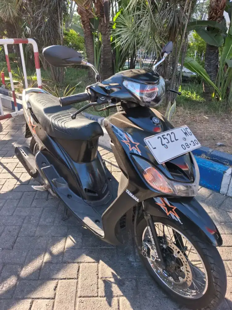 Mio smile hitam 2010