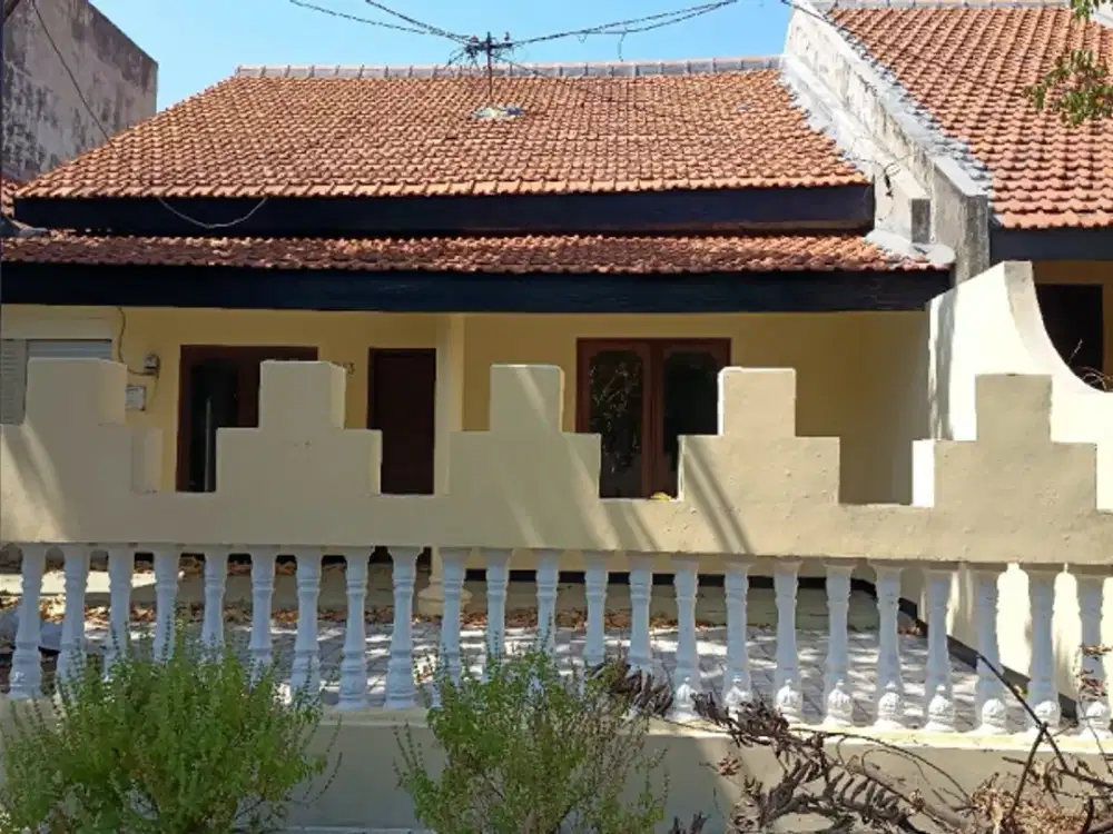 SEWA RUMAH COCOK UNTUK USAHA, KANTOR, RUMAH TINGGAL RUNGKUT HARAPAN