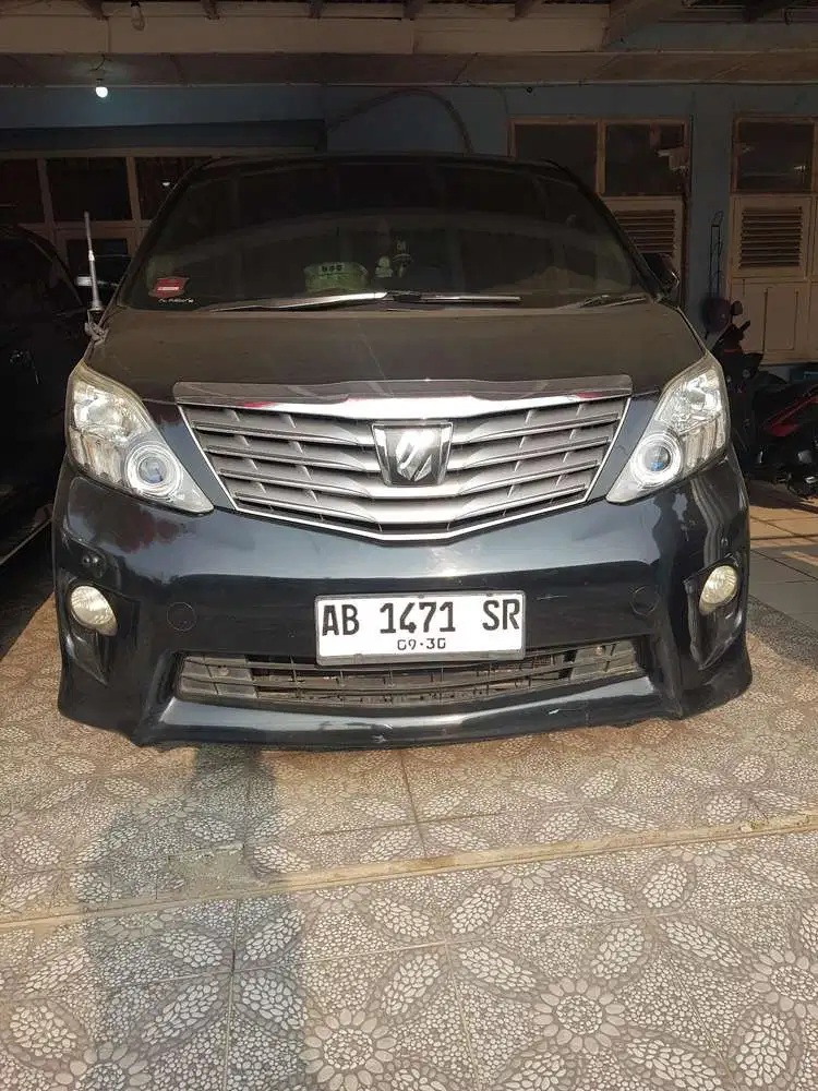 Toyota Alphard 2010 Bensin