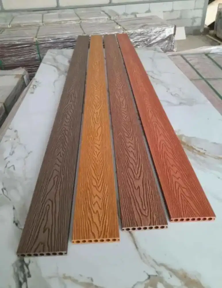 Decking Lantai Outdoor rumah Tahan cuaca ekstrim 290cm x 15cm x 2,5cm