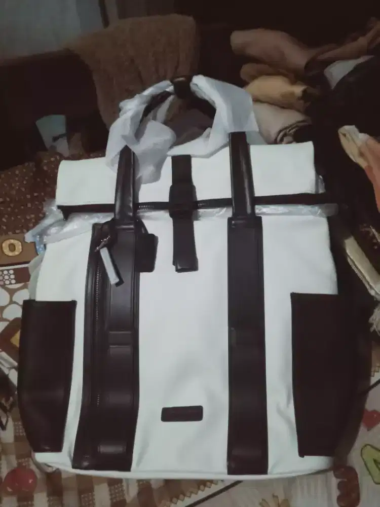 Hush Puppies Tas Pria Qiunton Backpack In White