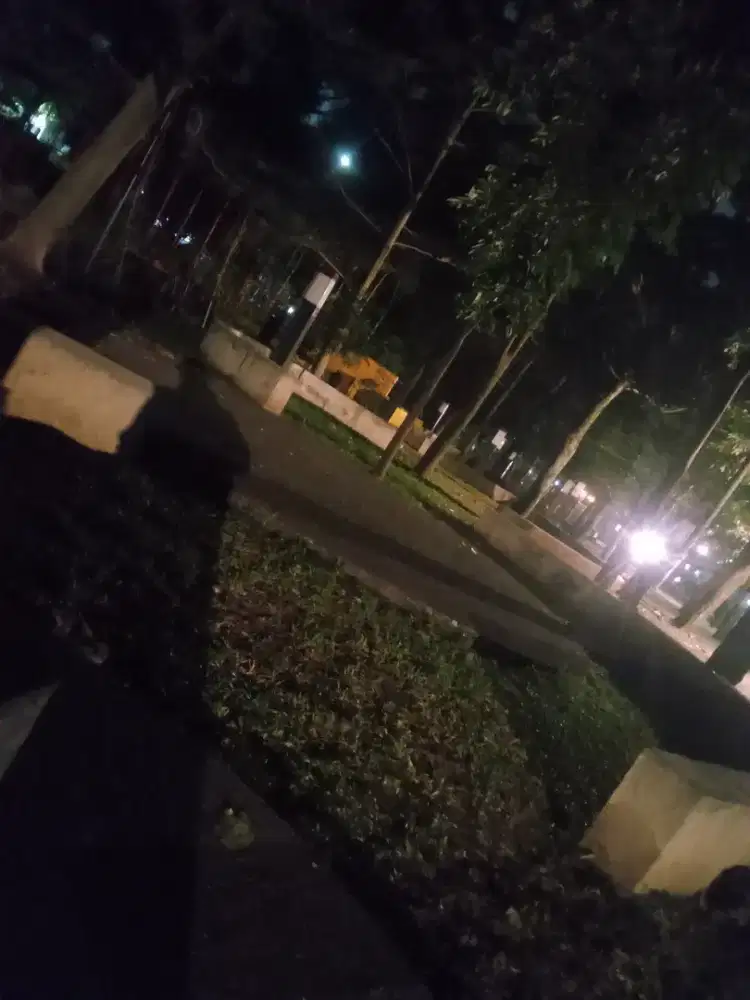sedang mencari pekerjaan