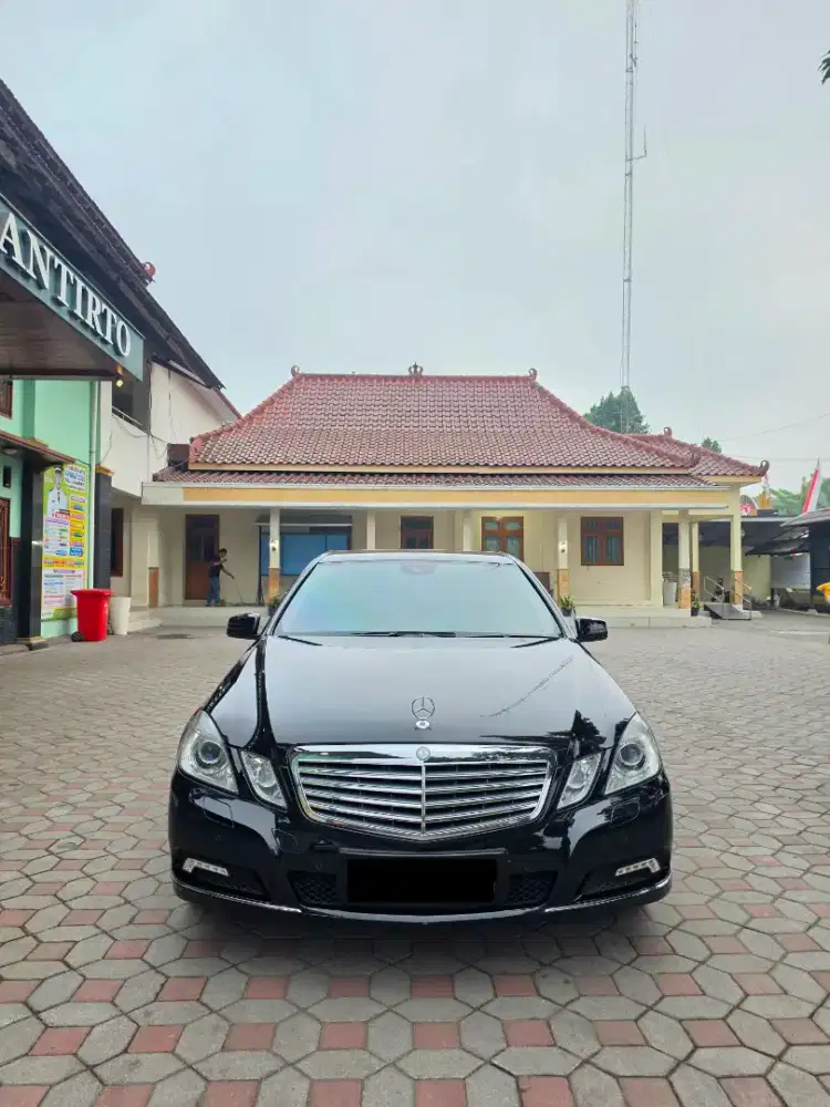 Mercedes-Benz E300 W212 Elegance 2010