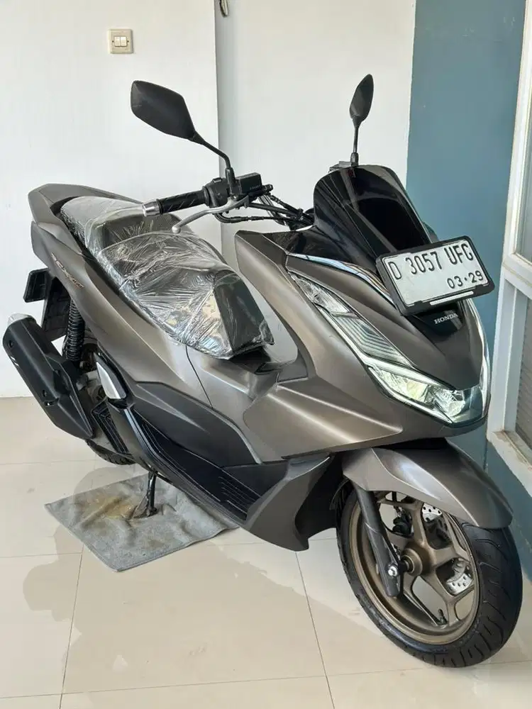 HONDA PCX 2024 ABS TYPE TERTINGGI COKLAT!! MULUS LOW KM 9RB!