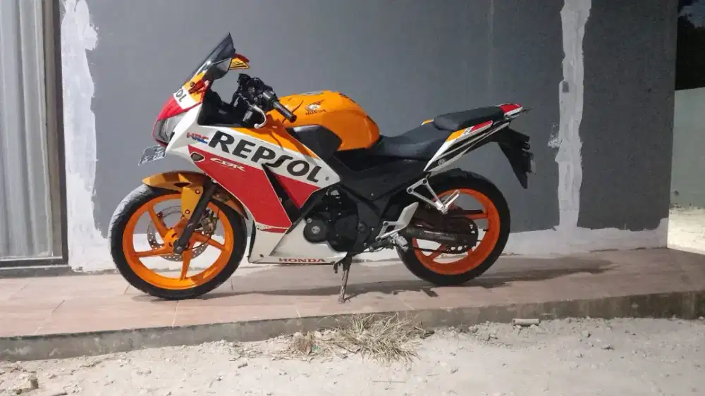 Di jual CBR 150 repsol