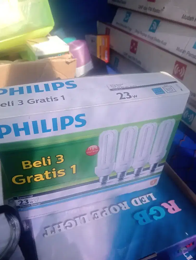 Lampu Philip model jari tabung gas satu dos isi 4 buah