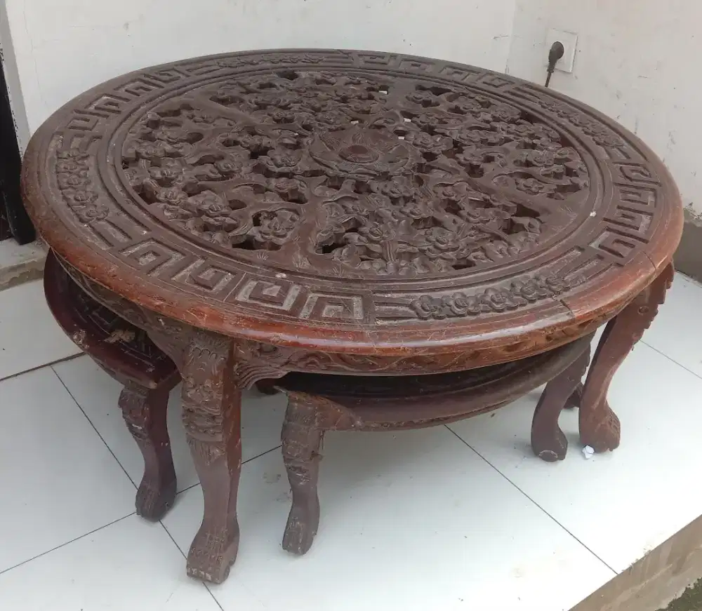 FOR SALE: 1 Set Meja Oshin Bulat Kayu Jati Asli